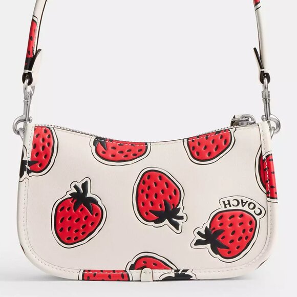 🍓 Coach Swinger Bag 20 With Strawberry Print - Picture 3 of 13
